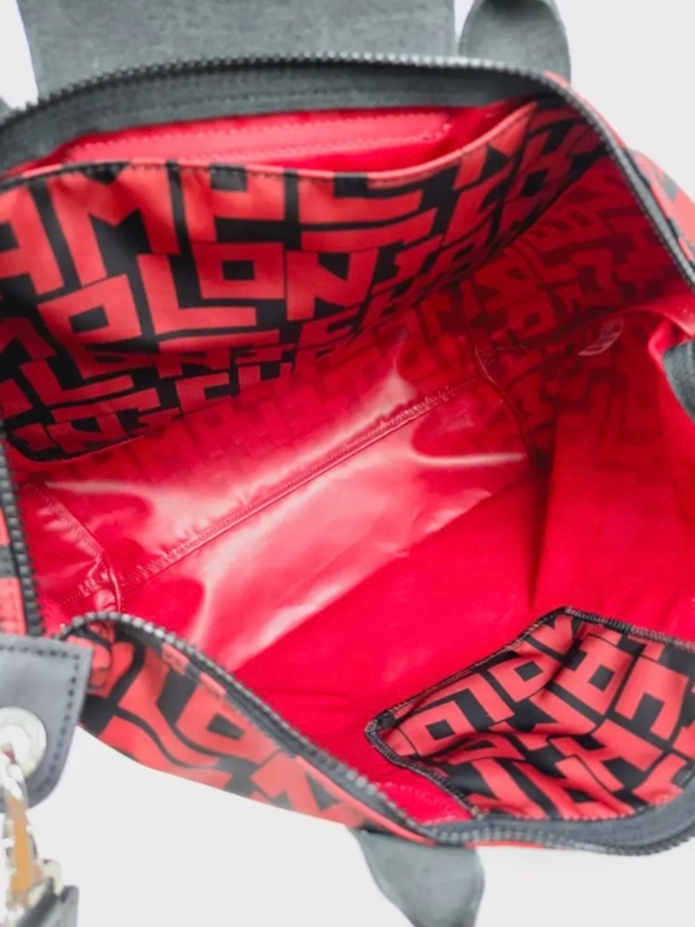 Longchamp Le Pilage Red & Black Logo Travel Bag - Picture 6 of 8